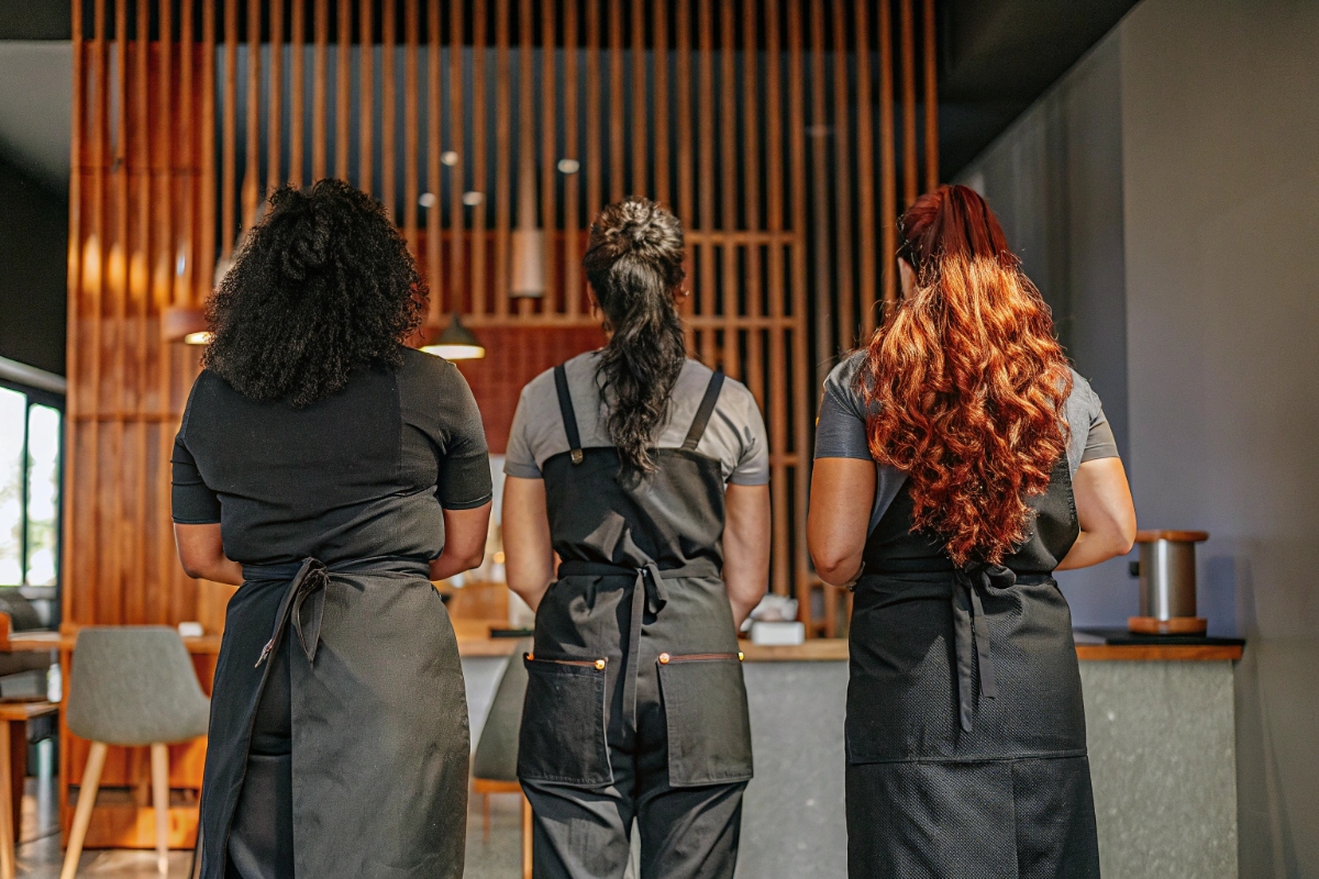 Equipo de coloristas profesionales de Queens of Color en Valencia